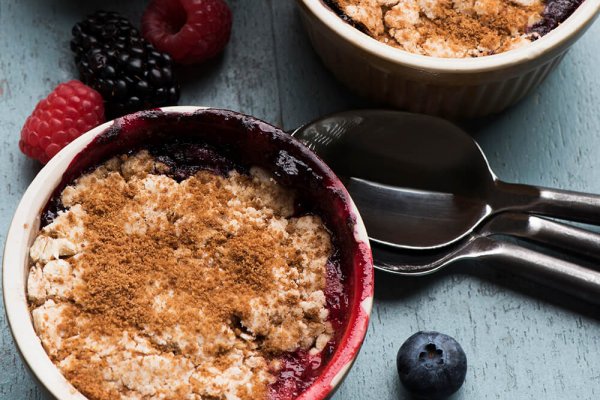 Fuel Up with Laird Hamilton Recipe: 'HIGGINS' MIXED Berry Cobbler