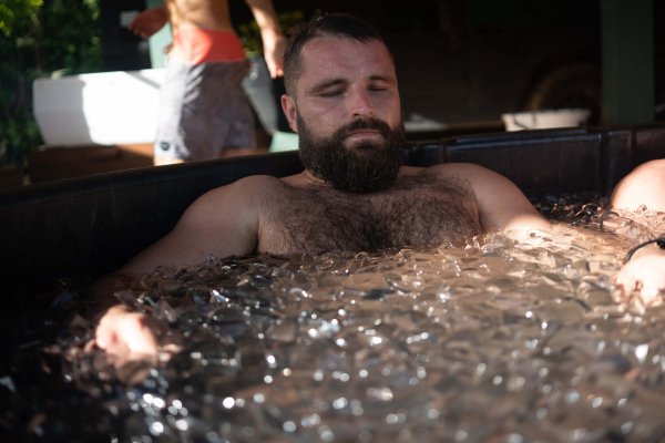 "I'm Freezing!" Overcoming Resistance to Ice Baths and Cold-Water Immersion