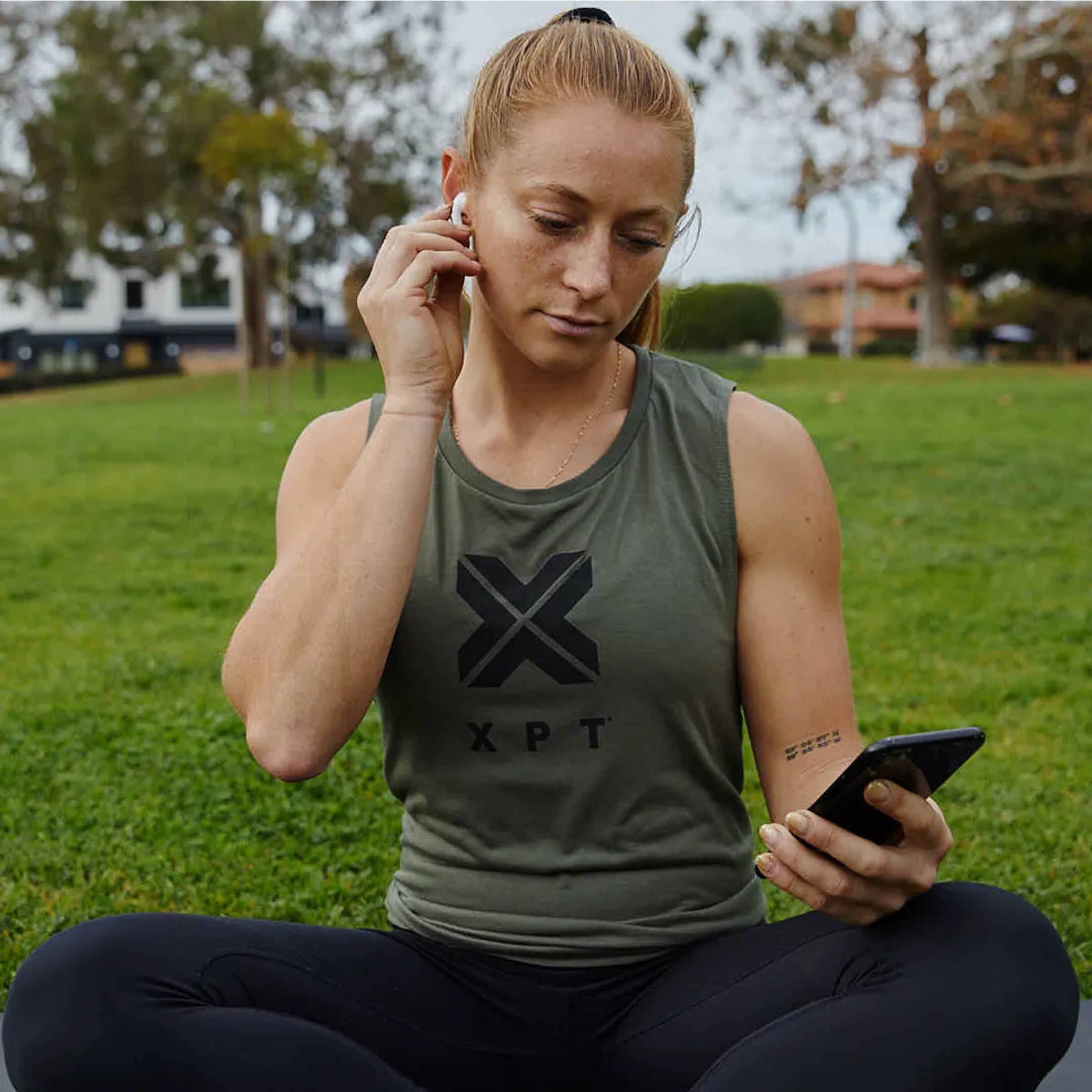 Women's Flowy Muscle Tank